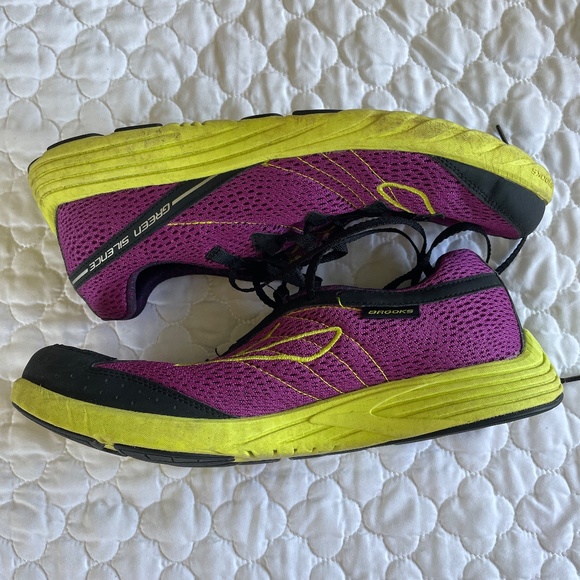 Brooks Green Silence Running Shoes Women's Size 11 - Picture 4 of 10